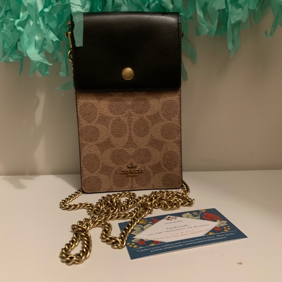 snap phone crossbody